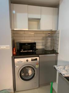 Heaven Retreat Fully Furnished Flat