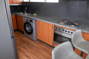 32 Warnadoone- On Warner beach-Amanzimtoti