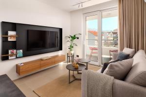 Urban Nook Design Suites - Free Private Parking