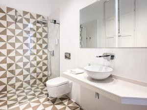 Spacious Apartment in Malaga Old Town REMS