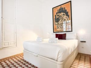 Spacious Apartment in Malaga Old Town REMS