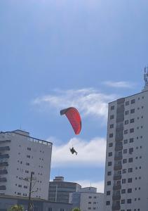 Apartamento super aconchegante, tudo perto, faça tudo a pé!
