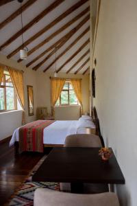 Casona al pie del santuario Markayphiri