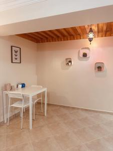 Blue and sun Majorelle comfort and spacious