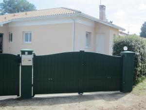 Villas Villa piscine proche plages : photos des chambres