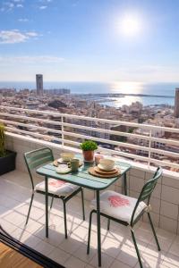 22nd Floor Skyline Studio Panoramic Sea&City Views