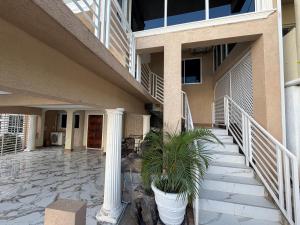 360 RokView Suites 3BR Spacious