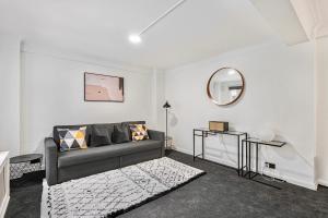 2-Bed Near Oxford St & Hyde Park with Concierge