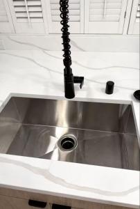 Modern 2BR in Capitol Hill Patio & Free Parking