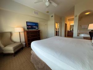 2BED 2BATH near Disney PiratePool Spa Balcony