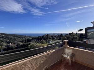 Appartement Côte dAzur, Vue Mer, 4 Pers. - FR-1-768-132