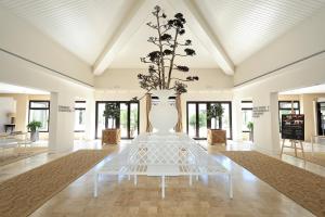 Las Colinas Golf & Country Club Residences