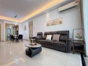 R&F Princess Cove 3BR JB-Singapore CIQ Town