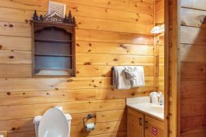 Sereni-Tree Cabin in the Smokey Mountains