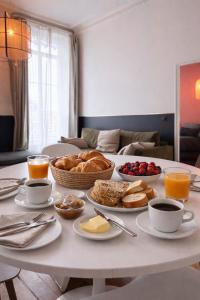 Coco-2 bedrooms-Parking-City center