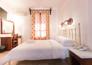 Double Room with Balcony -2st floor room in Hotel Villa Orsa