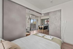 JY Suites Tsutenkaku1001