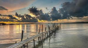 Thavisouk Hotel and Island