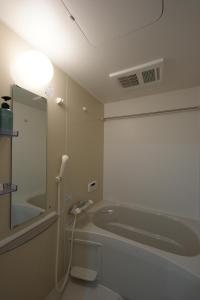 New OPEN!難波まで電車で5分!花園町駅徒歩1分!ホテルリネン使用 302