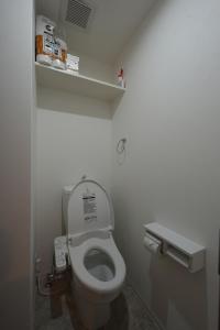 New OPEN!難波まで電車で5分!花園町駅徒歩1分!ホテルリネン使用 303