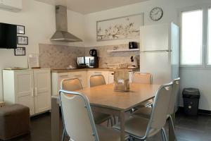 LE FARNIENTE - Appartement rez-de-chaussée dans résidence face à la plage