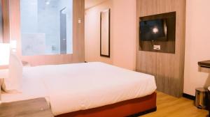 The Golden Bay Hotel Batam