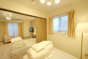 New OPEN!難波まで電車で5分!花園町駅徒歩1分!ホテルリネン使用 305