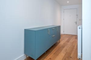 Modern 1BDR Apartment with Balcony in Clapham
