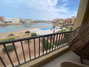 Lovely 1 bd apartment with amazing view in Tawila