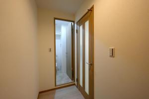 New OPEN!難波まで電車で5分!花園町駅徒歩1分!ホテルリネン使用 401