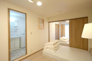 New OPEN!難波まで電車で5分!花園町駅徒歩1分!ホテルリネン使用 402