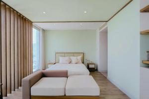 Signature Luxury Village