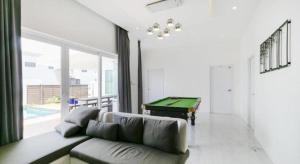 Capital O 1009 Leleaf Valley Pool Villa Resort Hua Hin