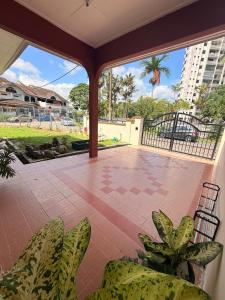 DeLunar Homestay