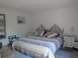 LAmandari - Provence holidays - Chambres dhôtes avec jardin, piscine, jacuzzi, climatisation