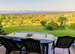 2-Bedroom Sea View Villa in Glarokavos, Halkidiki