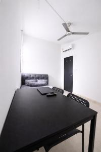 Elegant minimalist living room