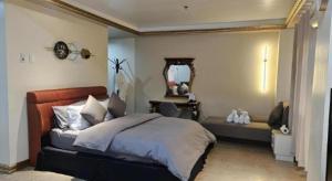 Clark Imperial Hotel