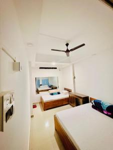 Mannat Lodge