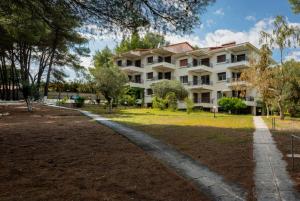 Despoinas Beach Apartment