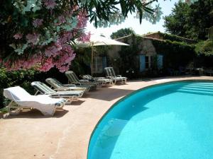 B&B / Chambres d'hotes L'Amandari - Chambres d'hotes : photos des chambres