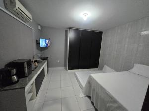 A 3,3 km do Parque do Povo