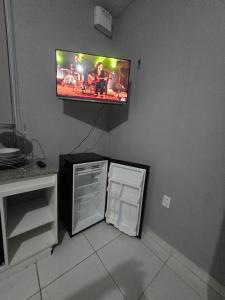 A 3,3 km do Parque do Povo