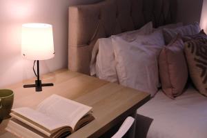 West Side Place 1BR with parking Pool & Gym