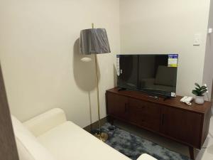 Garcias Unit02, SMDC Fame Residences