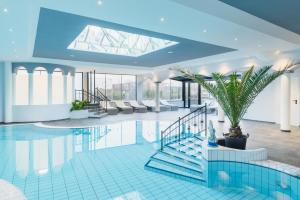 25h SPA-Residenz POOLs IN & OUT, private Garden & Beach