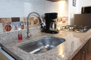 CASA ESTADIO MEDELLIN Apartamentos Turisticos renovados y modernos cerca al METRO - Sector Laureles-Estadio