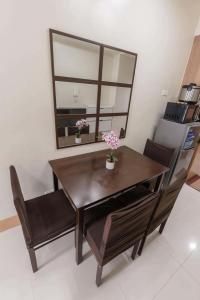 Affordable Condo Staycation Near Airport