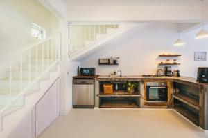 Sel & Sable-Beach Nearby, Comfortable Island Stay