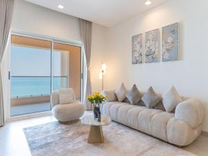 Fully Equipped Studio In The Pearl - FGR1